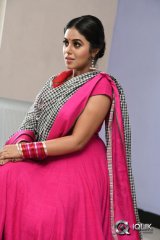 Poorna at Jayammu Nischayammu Raa Movie Song Launch
